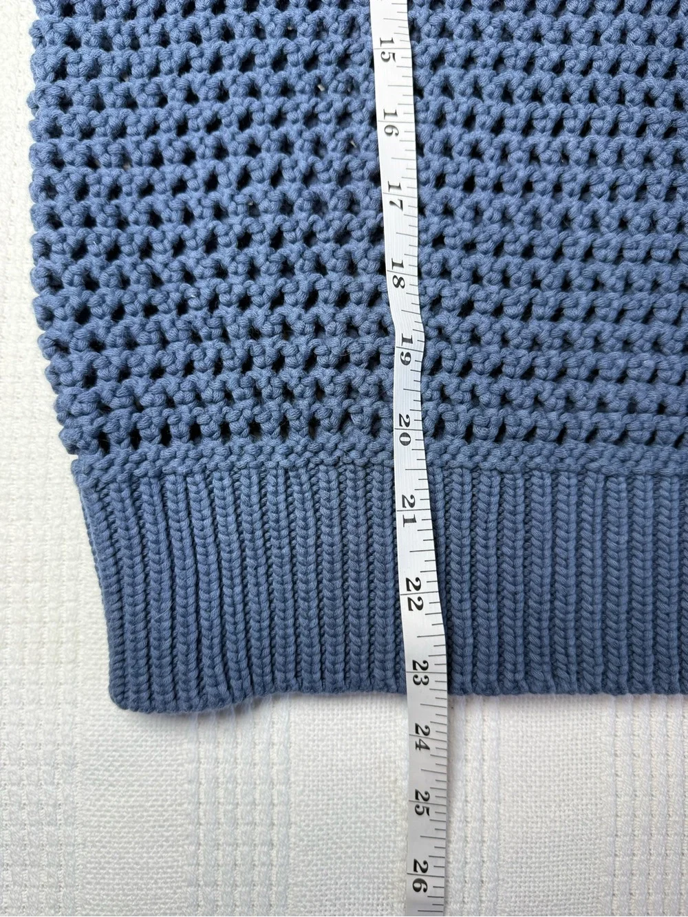 Haven Well Within Blue Knot Stitch Short Sleeve Henley Sweater M